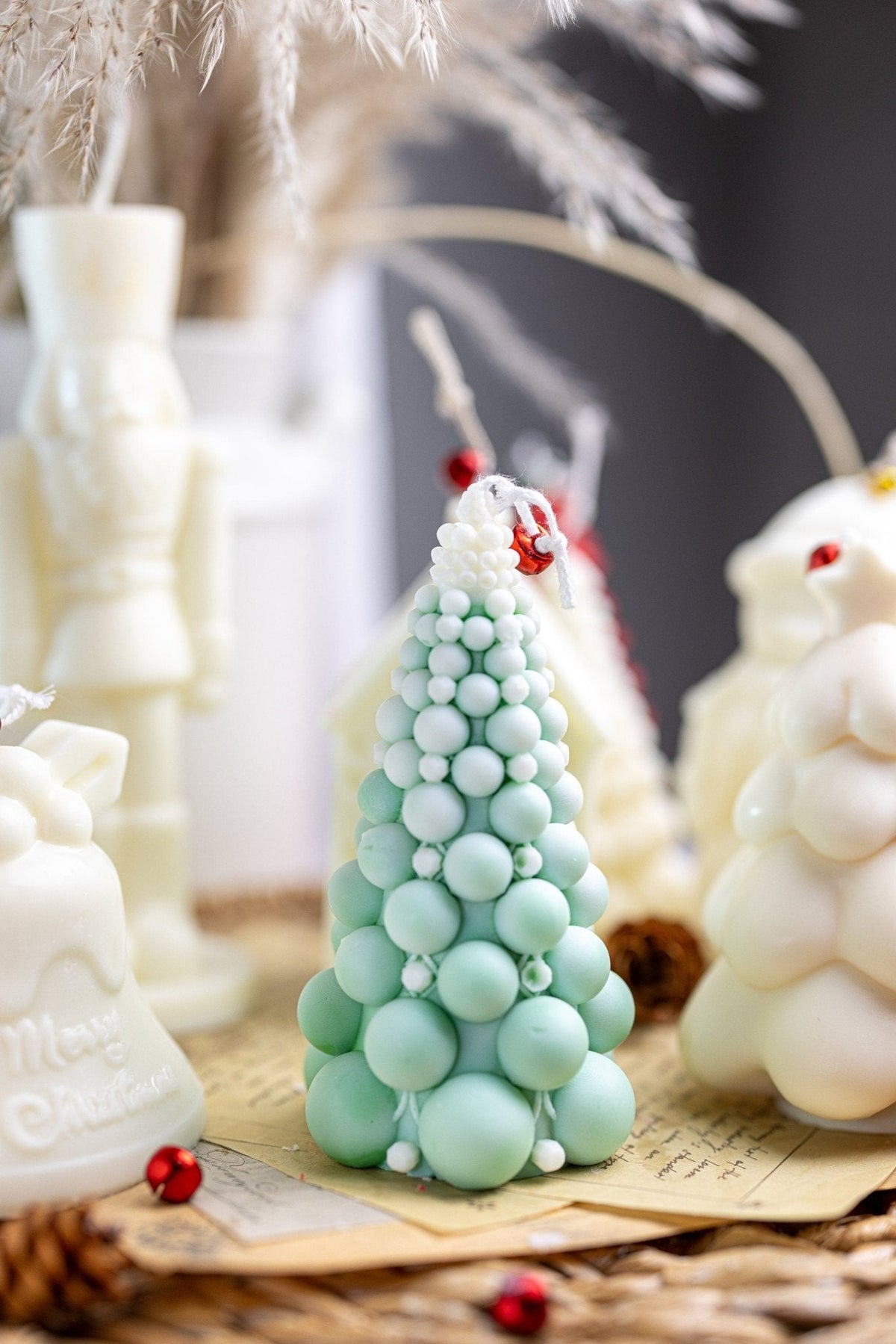 Bubble Christmas tree soy candle